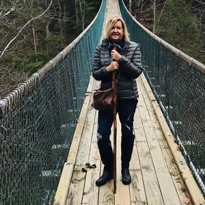 Meet your Posher, Dawn